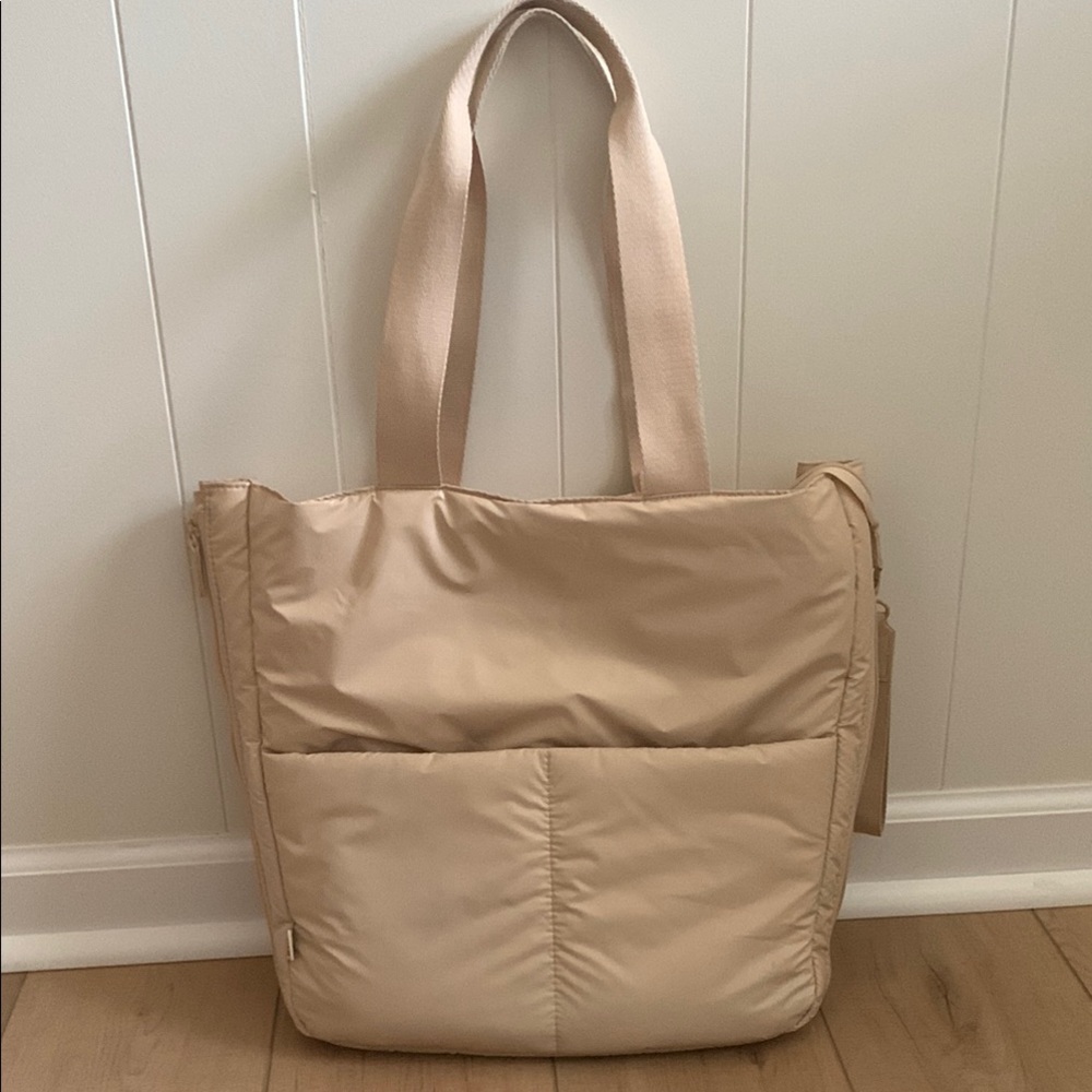 BÉIS - The Expandable Tote in Beige